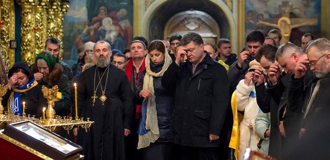В Киеве в память о разгоне студентов прошла молитва за Украину  - Фото