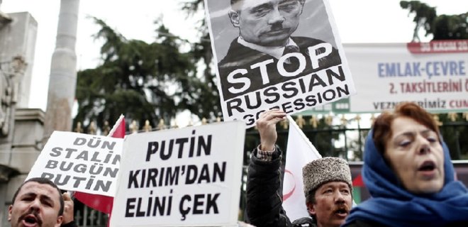 Путина в Турции крымские татары встретили протестом - Фото
