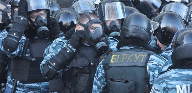Апелляционный суд оставил под стражей экс-беркутовца Зинченко - Фото