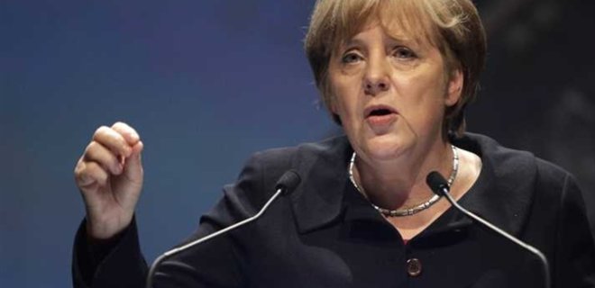 Меркель обвиняет РФ в посягательстве на суверенные права Украины - Фото