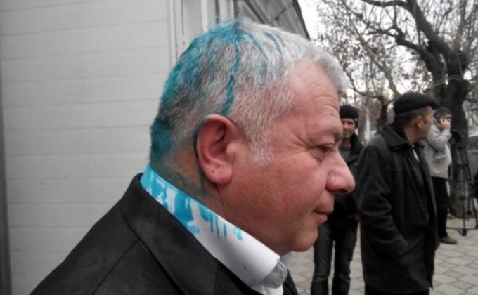 Защитников прав крымских татар облили зеленкой: фото