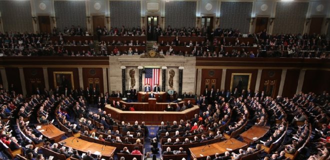 В США согласован законопроект о финансировании правительства - Фото