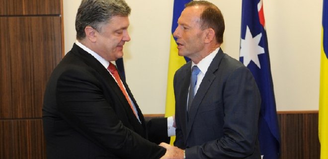 Порошенко и Эбботт обсудили покупку австралийского урана и угля - Фото