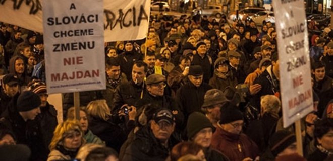 В Словакии протесты: требуют отставки премьера - Фото
