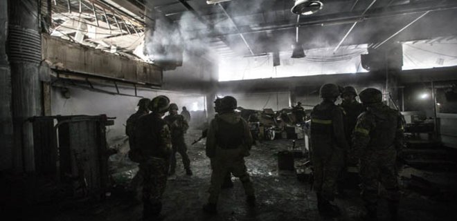 В Донецком аэропорту состоялась очередная ротация бойцов АТО - Фото