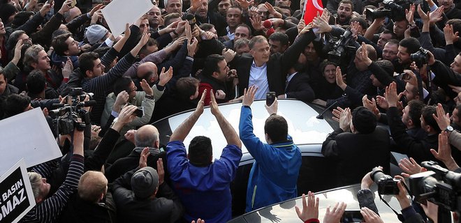 В Турции прошли массовые аресты журналистов, критикующих Эрдогана - Фото