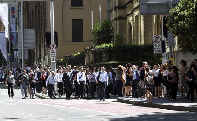 Захват заложников в кафе Сиднея: фото из города