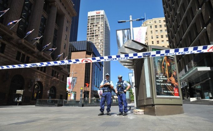 Захват заложников в кафе Сиднея: фото из города