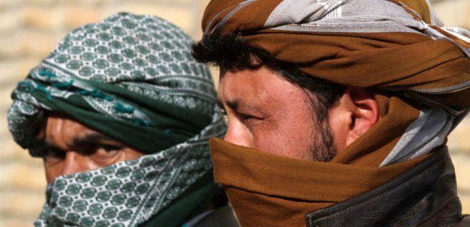 В Пакистане боевики Талибана захватили школу: трое детей убиты - Фото