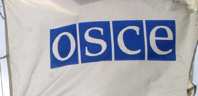 Возле Донецкого аэропорта члены миссии ОБСЕ попали под обстрел - Фото