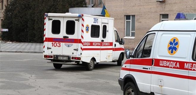 Украина заключила договор о создании мобильных клиник в Донбассе - Фото