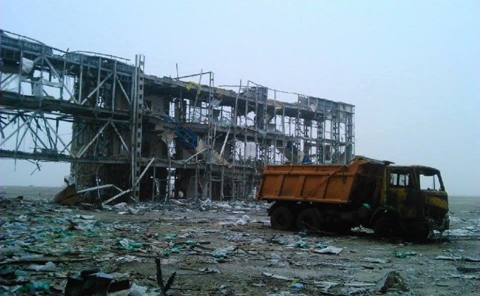 Появились новые снимки Донецкого аэропорта: фото руин