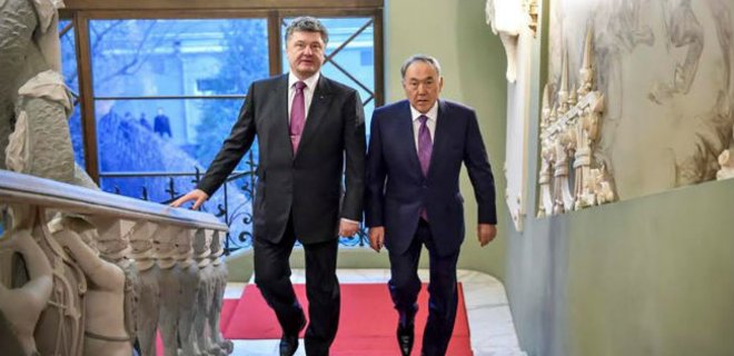 Назарбаев высказался в поддержку Минского формата переговоров - Фото