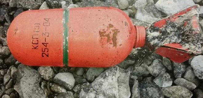 На побережье Швеции найдены дымовые шашки с российских подлодок - Фото