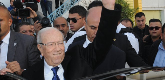 Президентом Туниса избран 88-летний противник исламистов - Фото