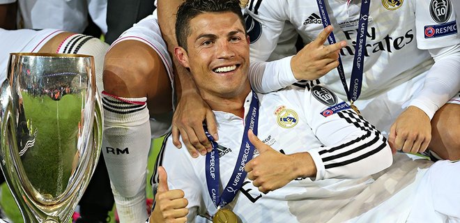 Роналду признан лучшим футболистом года по версии The Guardian - Фото