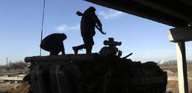 Боевики не прекращают обстрелы населенных пунктов - штаб АТО - Фото