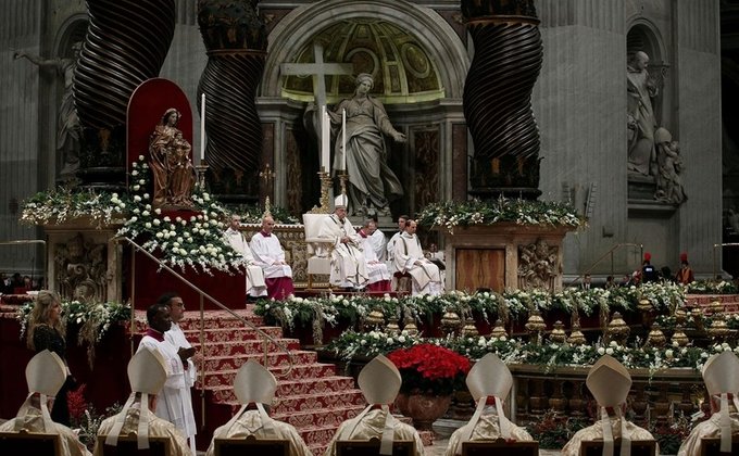 Католики и протестанты празднуют сегодня Рождество