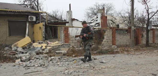 Террористы разграбляют дома в Донецке - ИС  - Фото