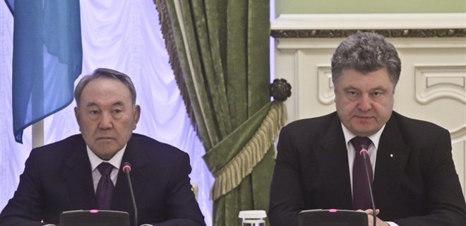 В Казахстане готовы к переговорам  Путина и Порошенко - Фото