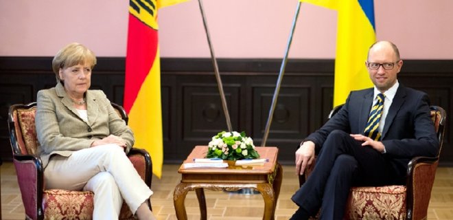 Сегодня в Берлине встретятся Яценюк и Меркель - Фото