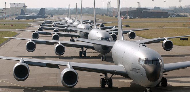 Военная авиация США покинет ряд баз в Западной Европе - Фото