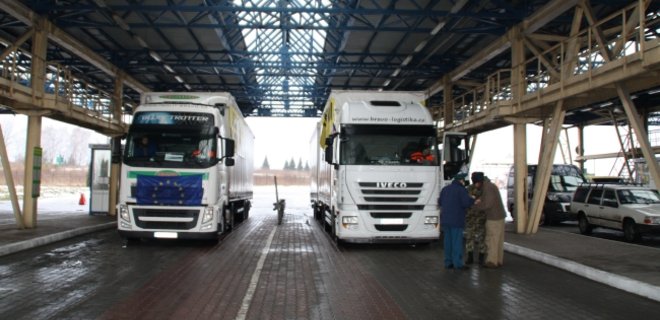 Чехи привезли в Украину гуманитарную помощь для жителей Донбасса - Фото