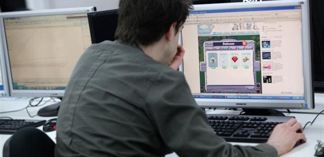 Хакеры радикалов взломали 20 тысяч французских сайтов - Фото