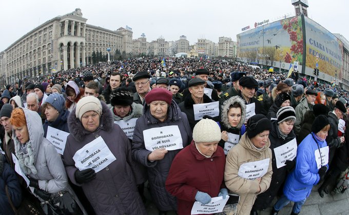 В Киеве в Маршах мира приняли участие десятки тысяч человек