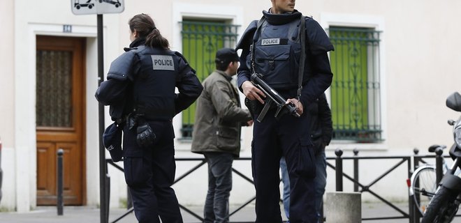 Пятеро россиян задержаны за подготовку теракта во Франции - Фото