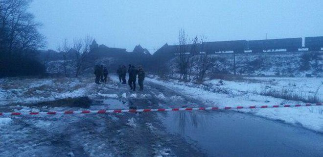 Теракт в Запорожской области лишил сырья меткомбинаты Мариуполя - Фото