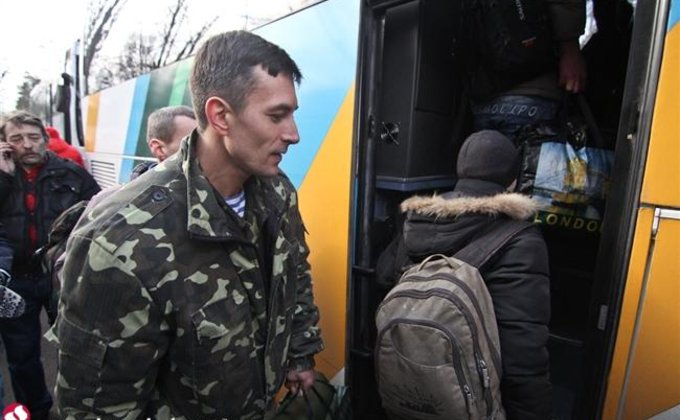 Мобилизация в Киеве: призывников провожают на учения