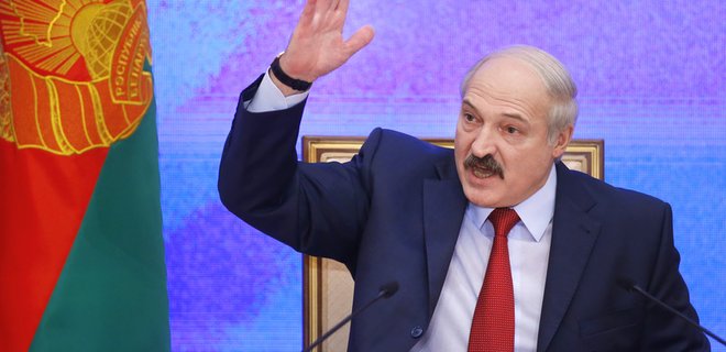 Лукашенко не исключает выхода Беларуси из ЕАЭС  - Фото