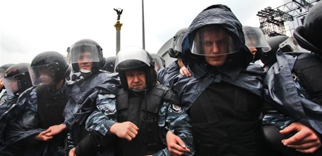Разгон Майдана: подозреваемые беркутовцы отстранены от должностей - Фото