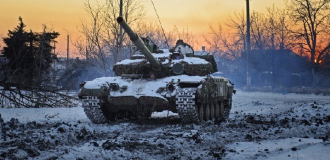 Силы АТО взяли в плен экипаж танка боевиков - Минобороны - Фото