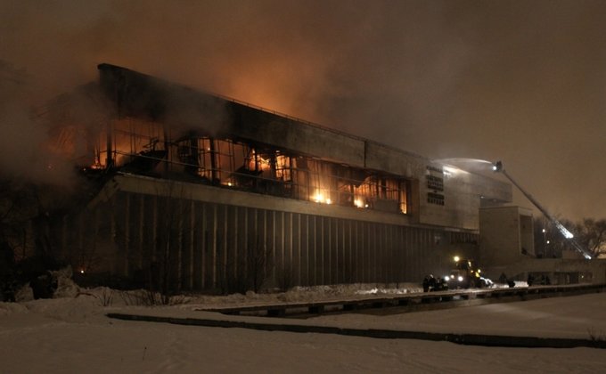 Пожар в Москве: горит библиотека с раритетными изданиями