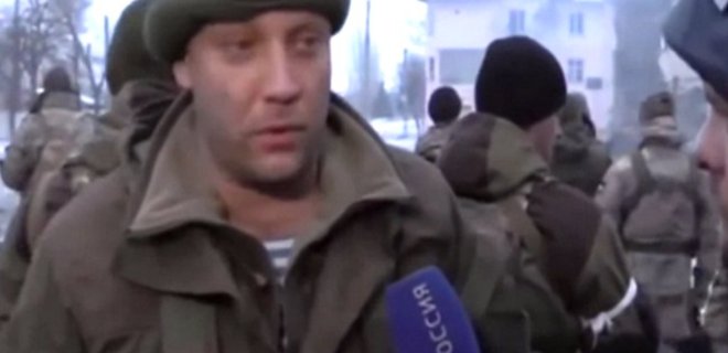 Снайпер едва не подстрелил Захарченко в Углегорске: видео - Фото
