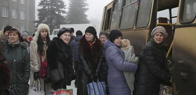 Из Дебальцево эвакуированы 156 человек - Фото