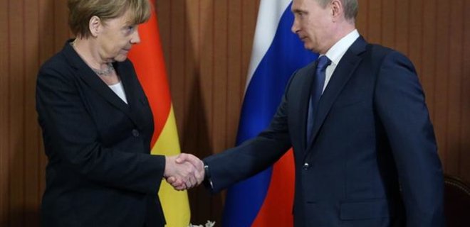 Путин предлагал Меркель чеченский вариант для Украины - FT - Фото