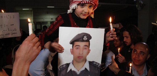 Иордания пообещала отомстить исламистам за сожженного заложника - Фото