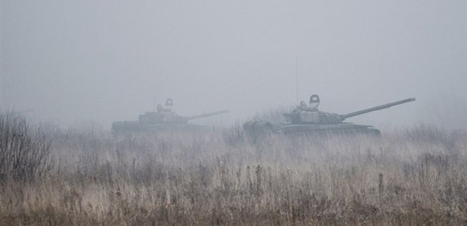 НАТО: Россия поставляет тяжелое вооружение боевикам в Донбасс - Фото