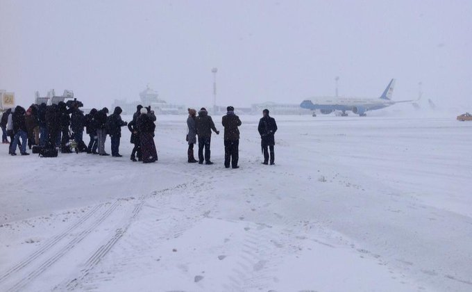 Джон Керри прибыл в Украину: фото из Борисполя 