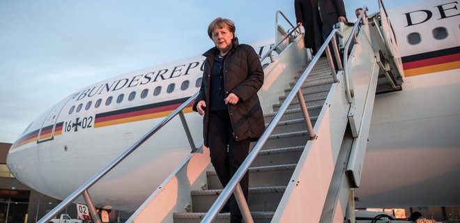 Меркель летит к Обаме говорить об Украине - Фото