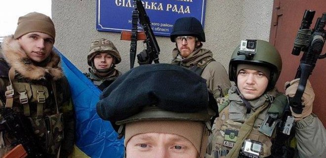 Силы АТО наступают в направлении Новоазовска - полк Азов - Фото