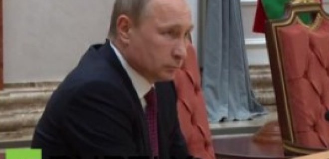 Путин сломал ручку на минских переговорах - Фото
