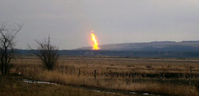 Боевики разбомбили газопровод высокого давления: видео - Москаль - Фото