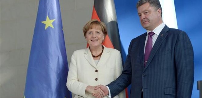 Порошенко обсудит с Меркель и Олландом обострение в Дебальцево - Фото