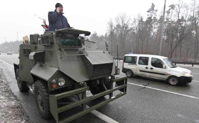 Испытания бронеавтомобилей Саксон в Украине: фоторепортаж