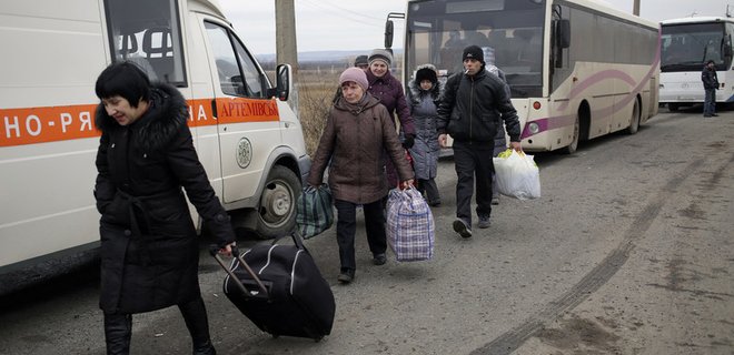 Еврокомиссия признает недостаток гуманитарной помощи Украине - Фото