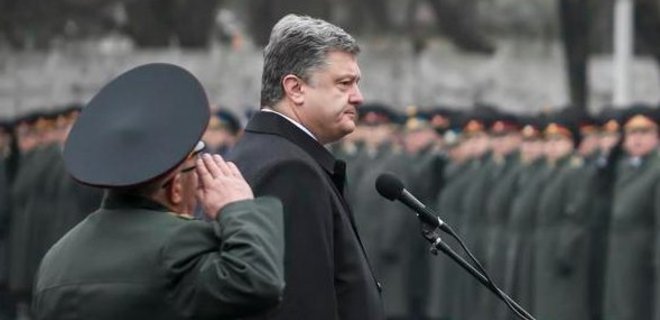 Из-за войны Украина сократила сроки обучения офицеров - Порошенко - Фото